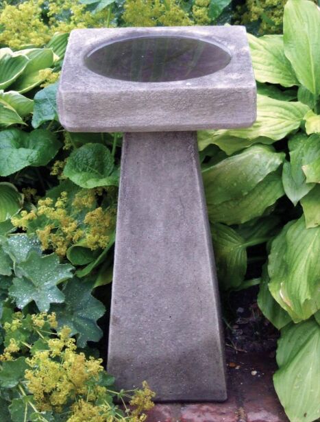 Simple Bird Bath